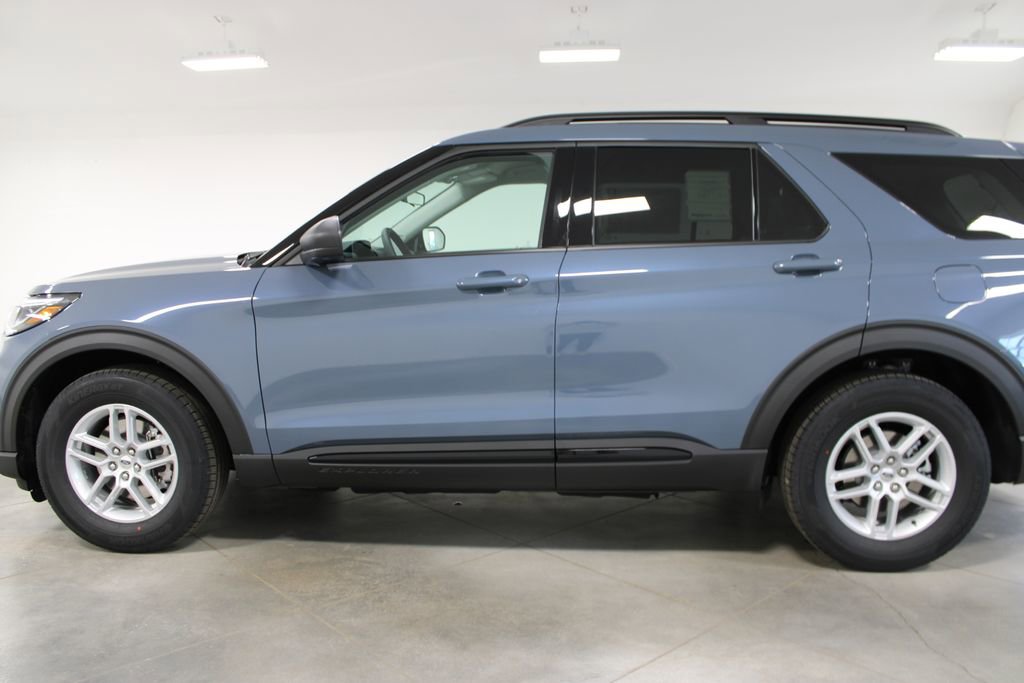 New 2026 Ford Explorer Active image 5