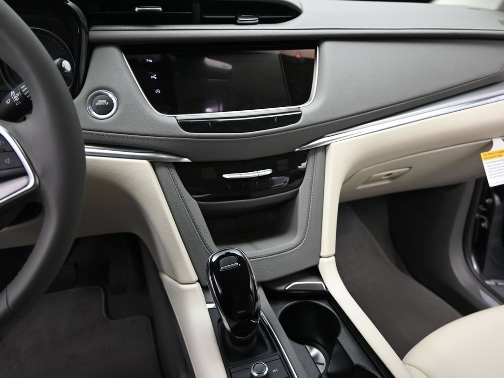New 2026 Cadillac XT5 Premium Luxury w/ Driver Assist Package FWD image 12