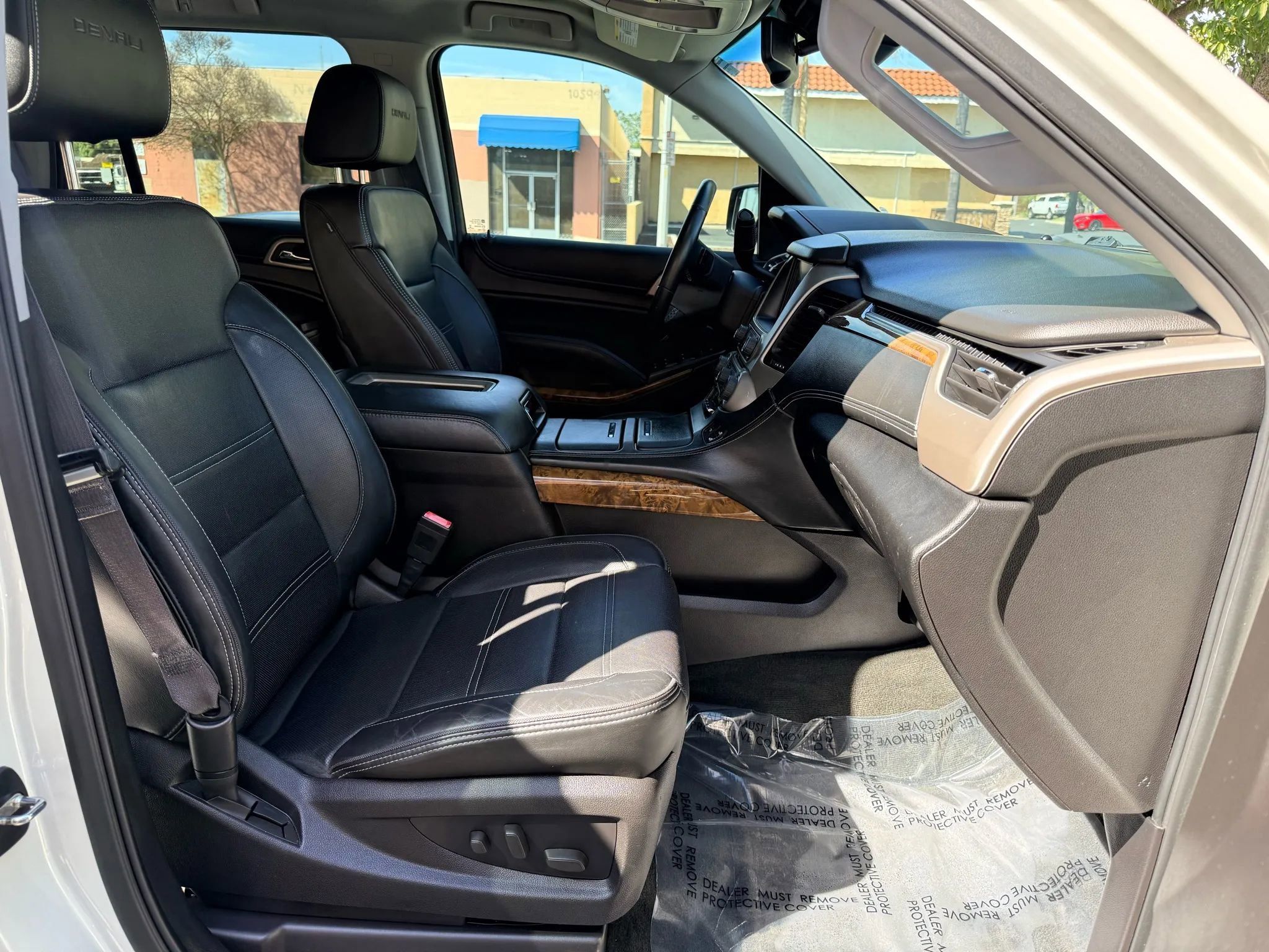 Used 2015 GMC Yukon Denali AWD/4WD image 18