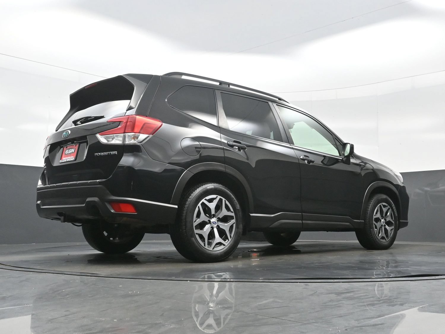 Used 2020 Subaru Forester Premium w/ Popular Package #1 AWD/4WD image 35