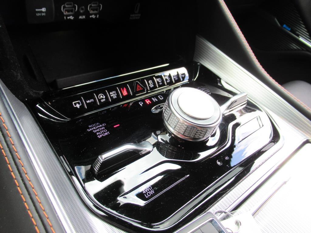 Used 2023 Jeep Grand Wagoneer Series III image 35