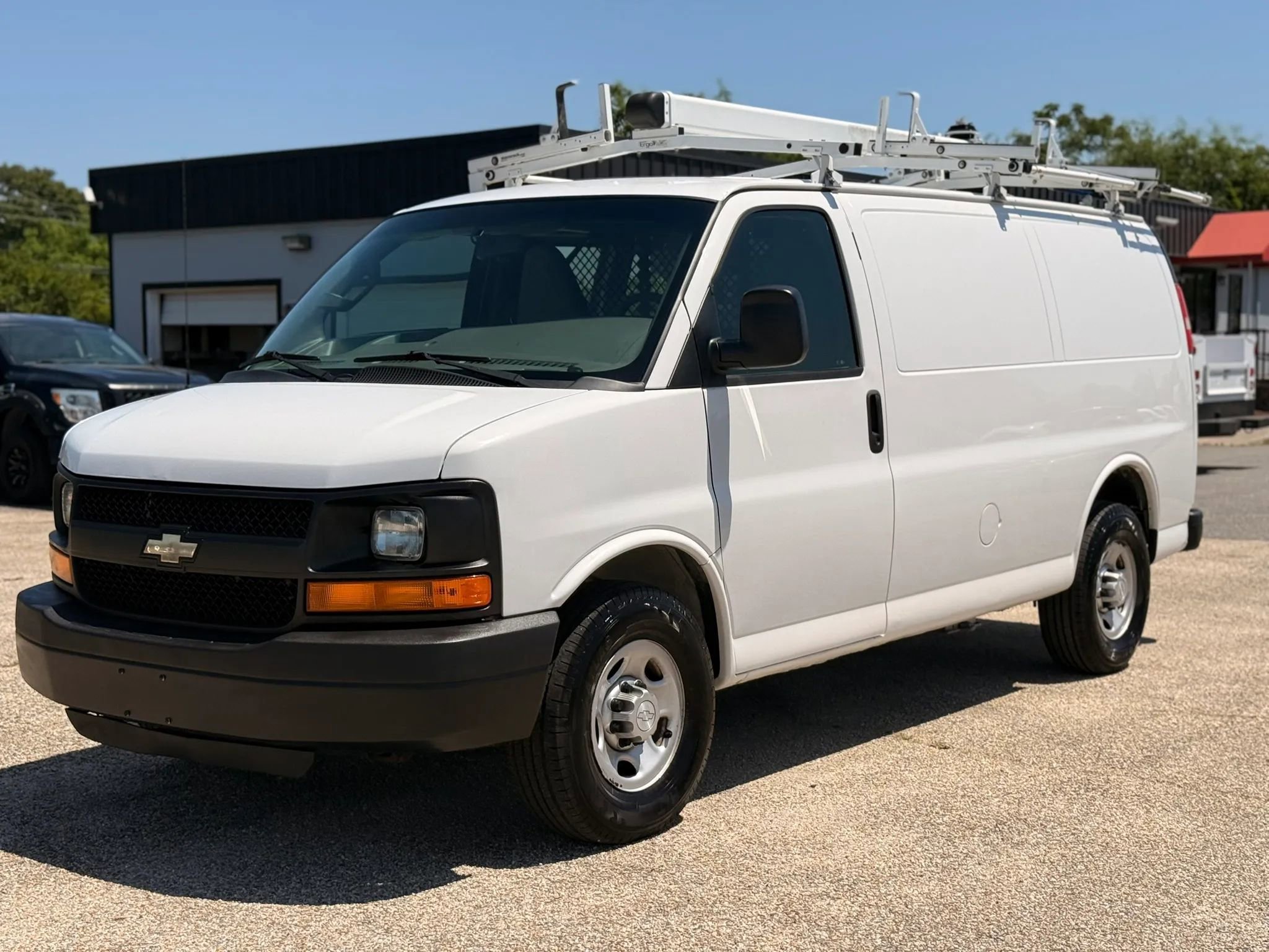 Used 2016 Chevrolet Express 2500 w/ Cold Climate Package RWD image 5