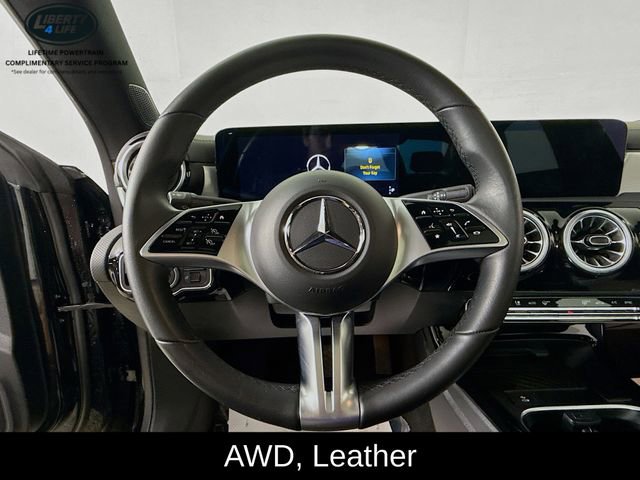 Used 2025 Mercedes-Benz CLA 250 4MATIC image 11