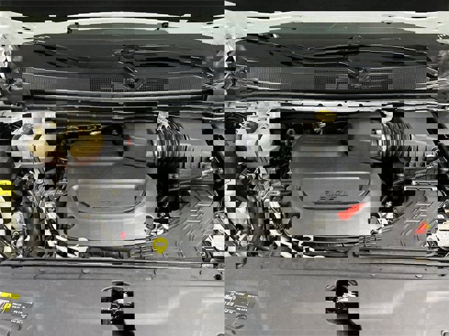 Used 2022 Chrysler Pacifica Limited image 31