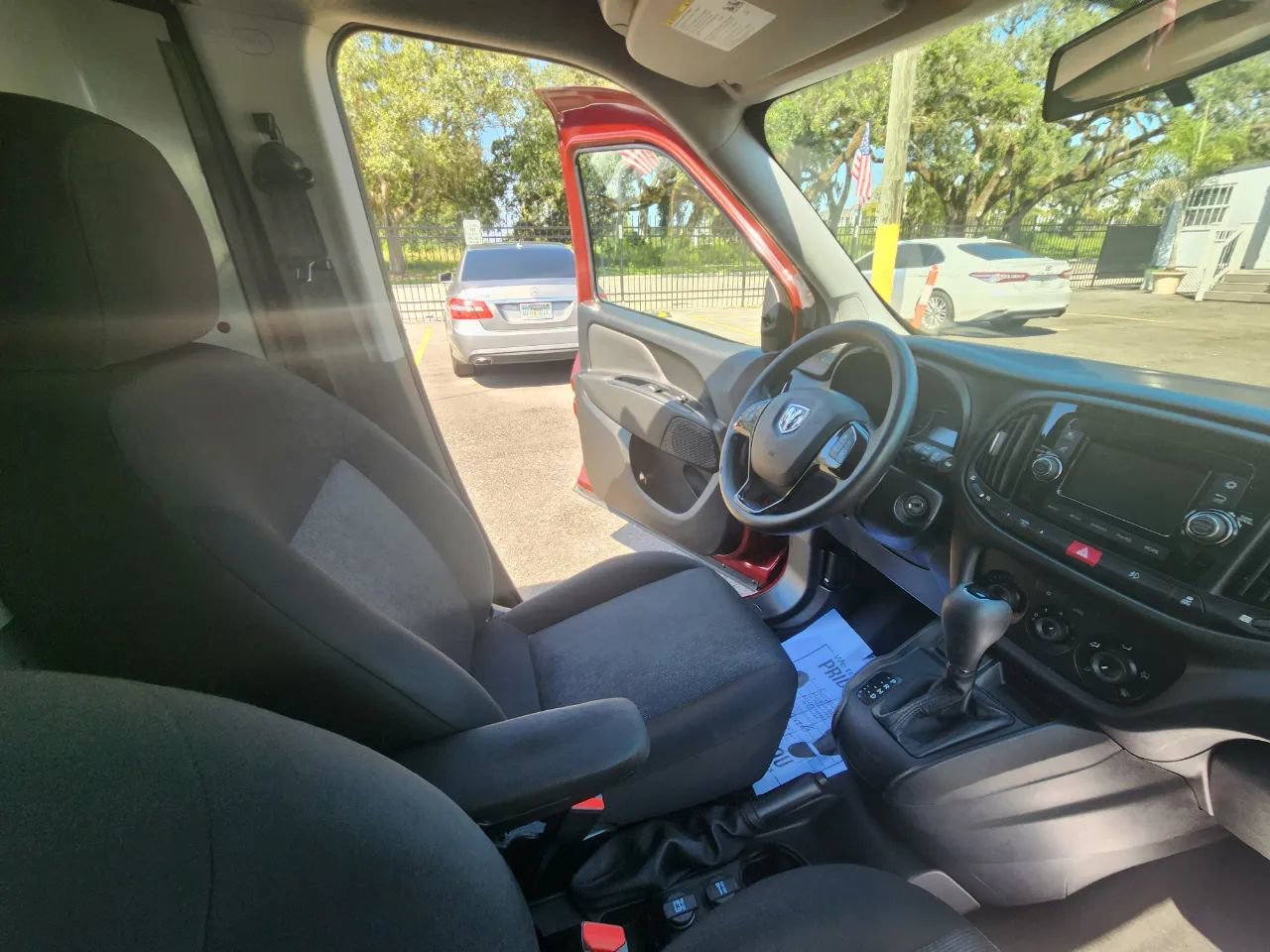 Used 2022 RAM ProMaster City Wagon Van 4D w/ Lights & Wheels Group image 16