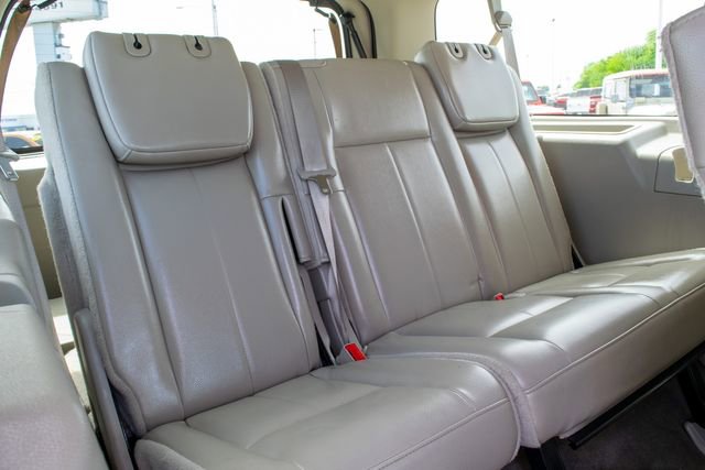 Used 2011 Ford Expedition EL Limited image 21