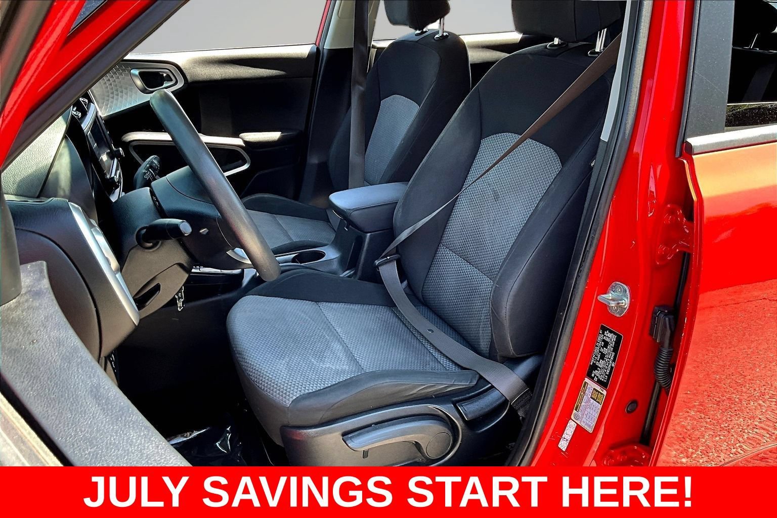 Used 2023 Kia Soul LX w/ LX Technology Package FWD image 25