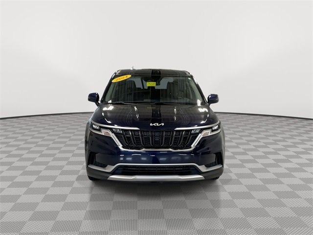 Used 2024 Kia Carnival LX image 3
