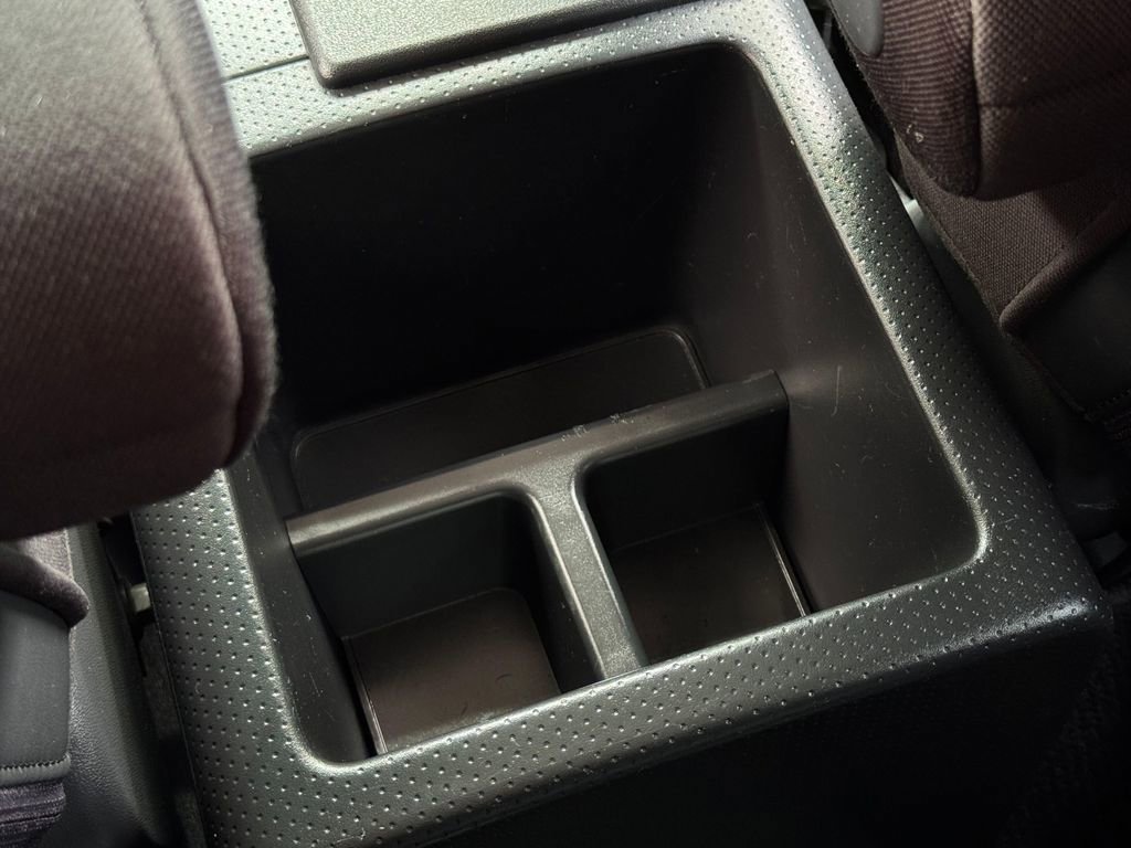 Used 2014 Toyota FJ Cruiser 4WD w/ Convenience Package image 25