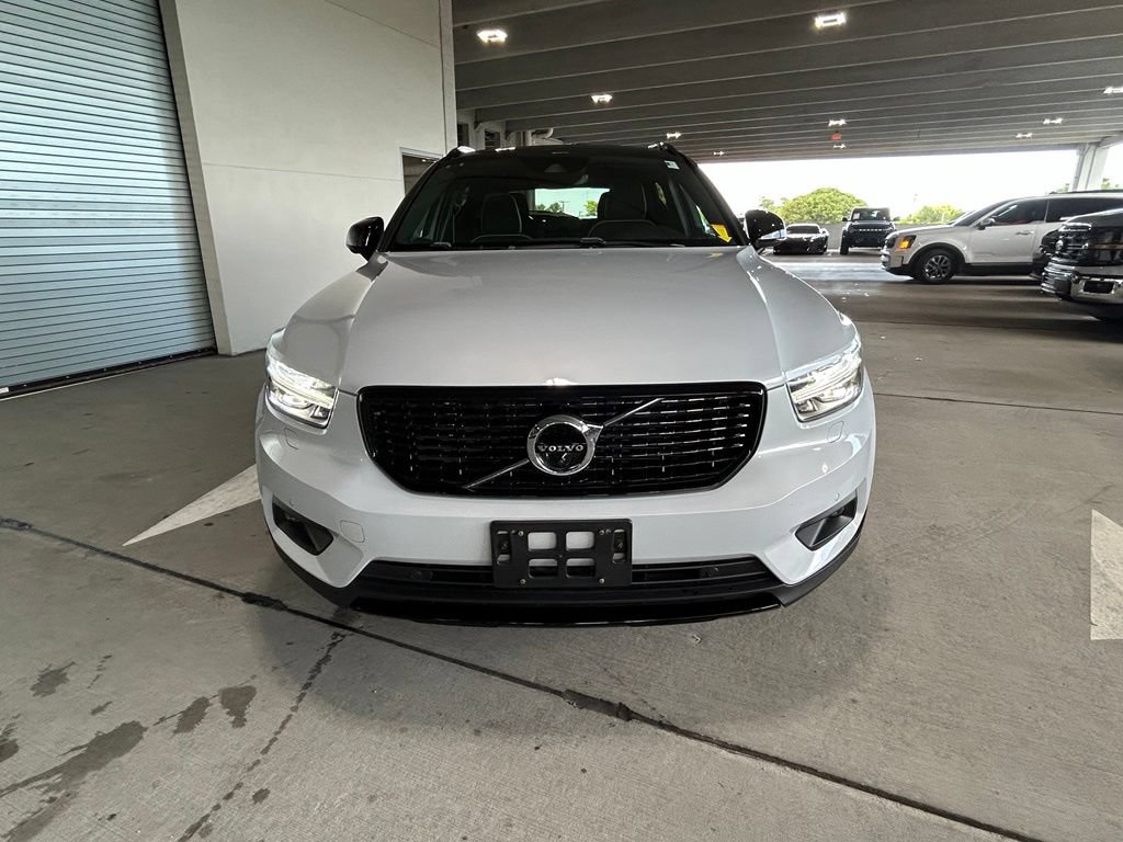 Used 2021 Volvo XC40 T5 R-Design w/ Advanced Package AWD/4WD image 8