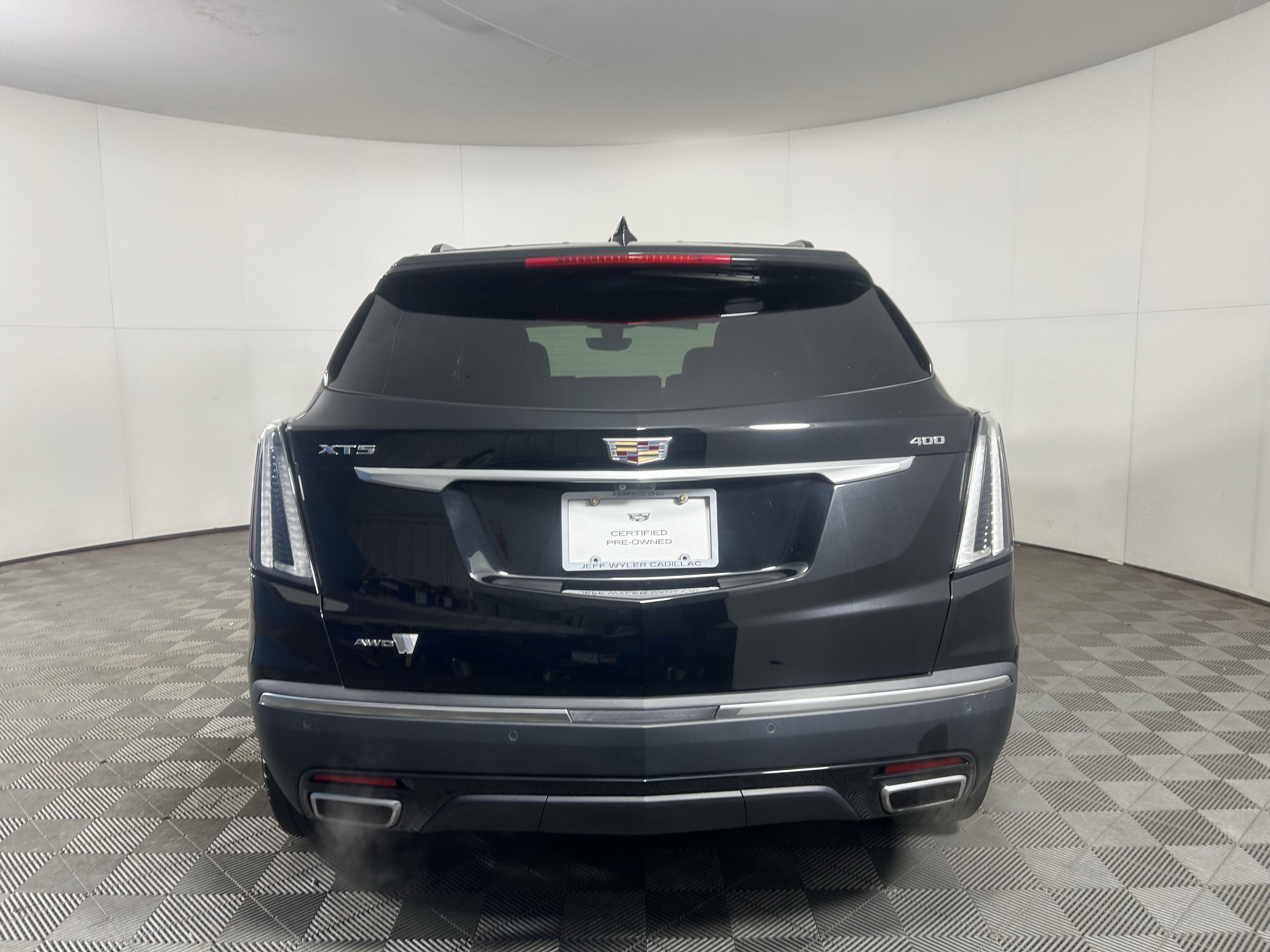 Used 2022 Cadillac XT5 Sportv w/ Technology Package image 16