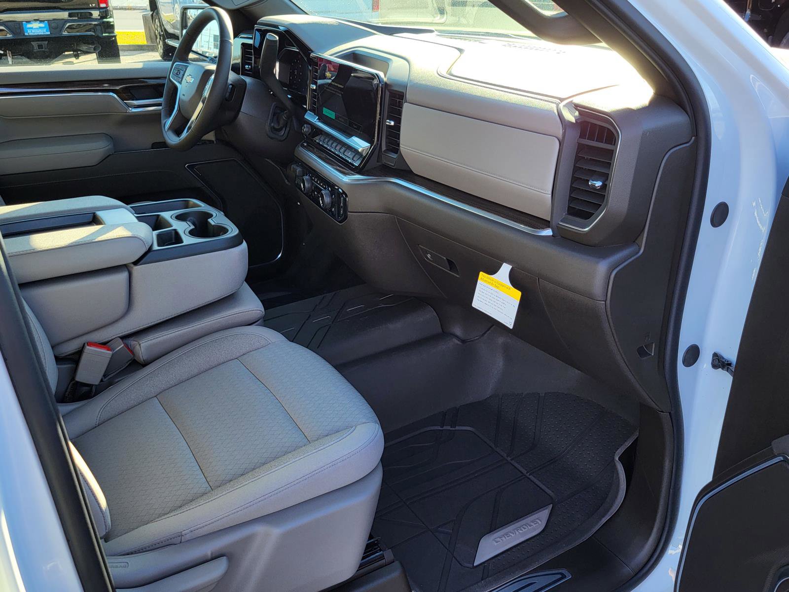 New 2026 Chevrolet Silverado 1500 LT image 9