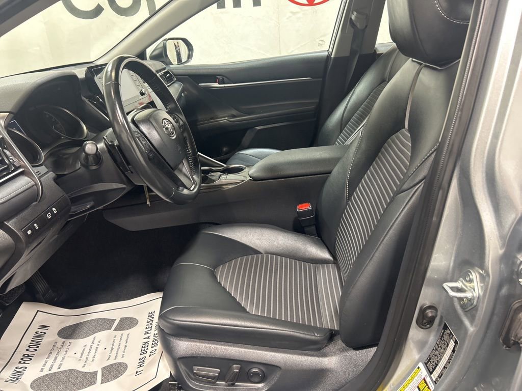 Used 2024 Toyota Camry SE image 23