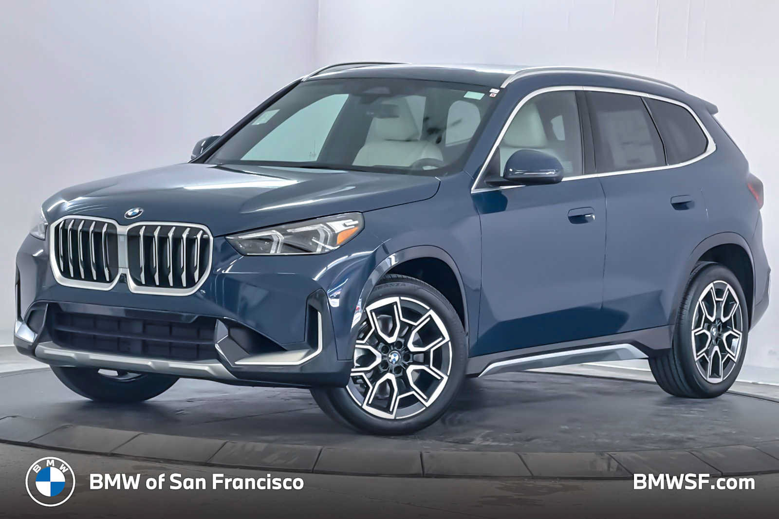 New 2026 BMW X1 xDrive28i w/ Technology Package AWD/4WD image 1