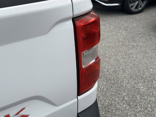 Used 2024 Ford Maverick XL FWD image 29