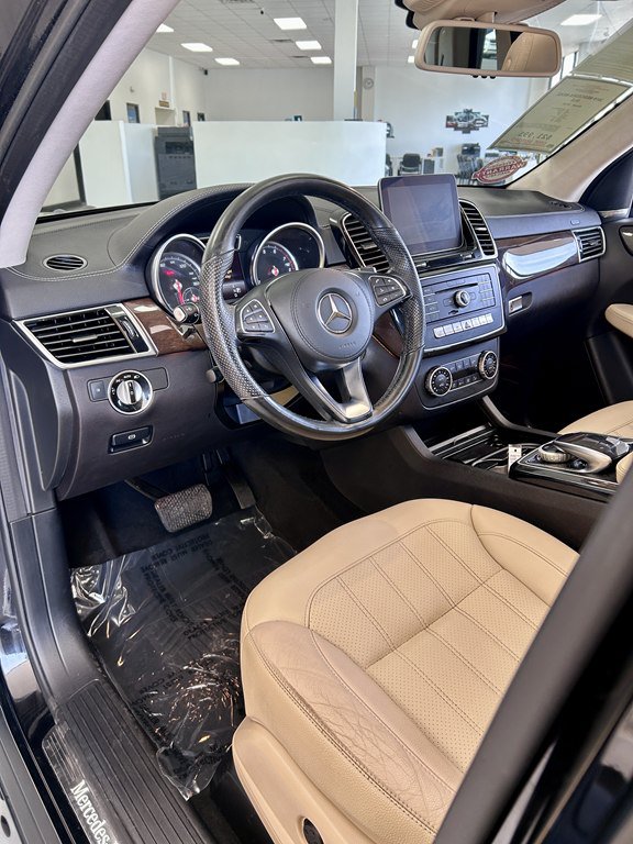 Used 2019 Mercedes-Benz GLS 450 4MATIC image 13