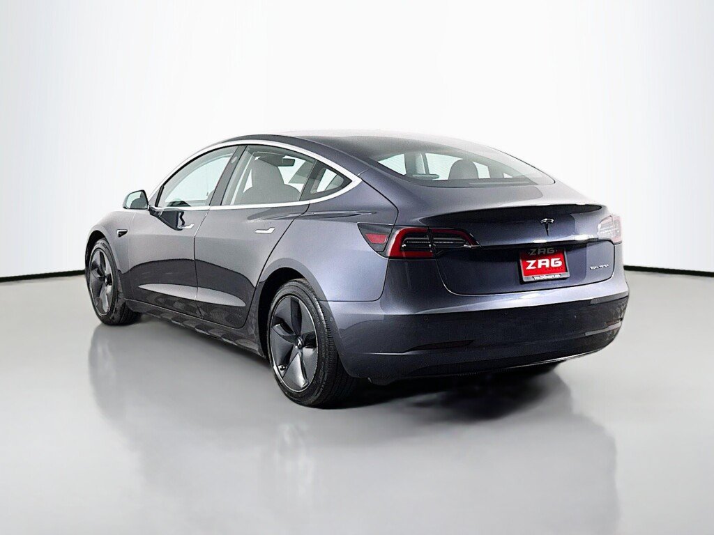 Used 2018 Tesla Model 3 Long Range AWD/4WD image 3