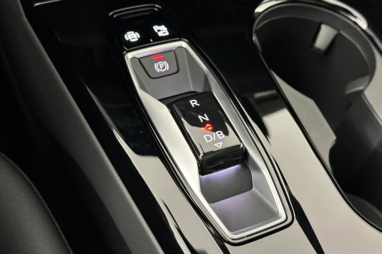 New 2025 Audi Q6 e-tron Premium image 21