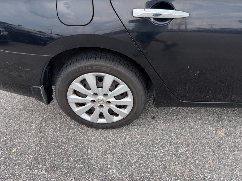 Used 2019 Nissan Sentra S FWD image 5