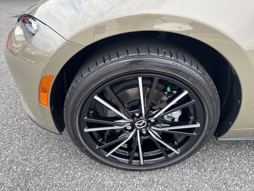 Used 2024 MAZDA MX-5 Miata RF Grand Touring image 7