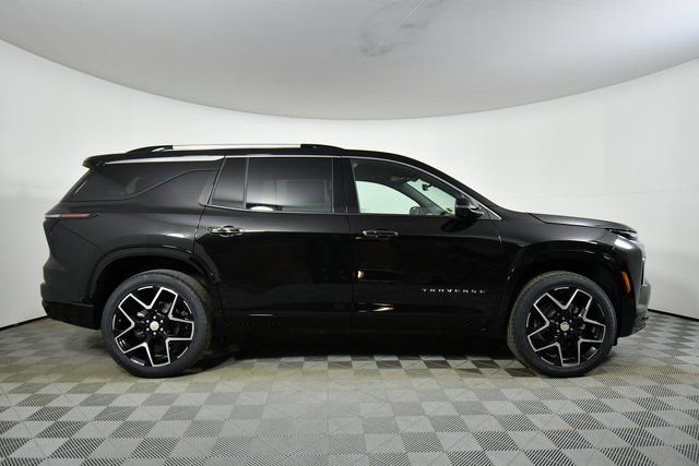 New 2026 Chevrolet Traverse High Country w/ LPO, Floor Liner Package image 15