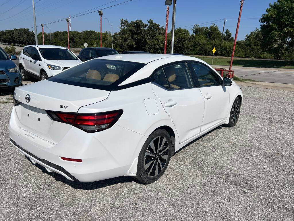Used 2023 Nissan Sentra SV w/ SV Premium Package image 5