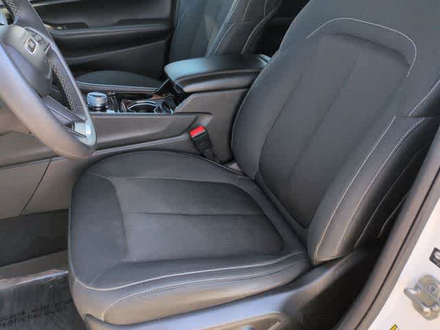 Certified 2023 Jeep Grand Cherokee Laredo AWD/4WD image 16