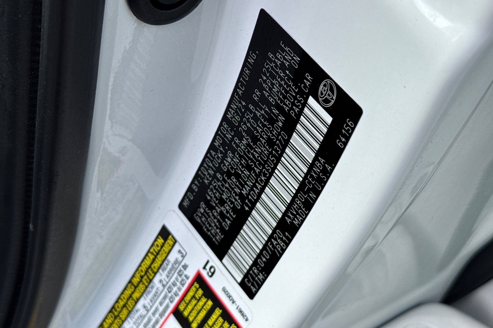 Used 2025 Toyota Camry LE image 29