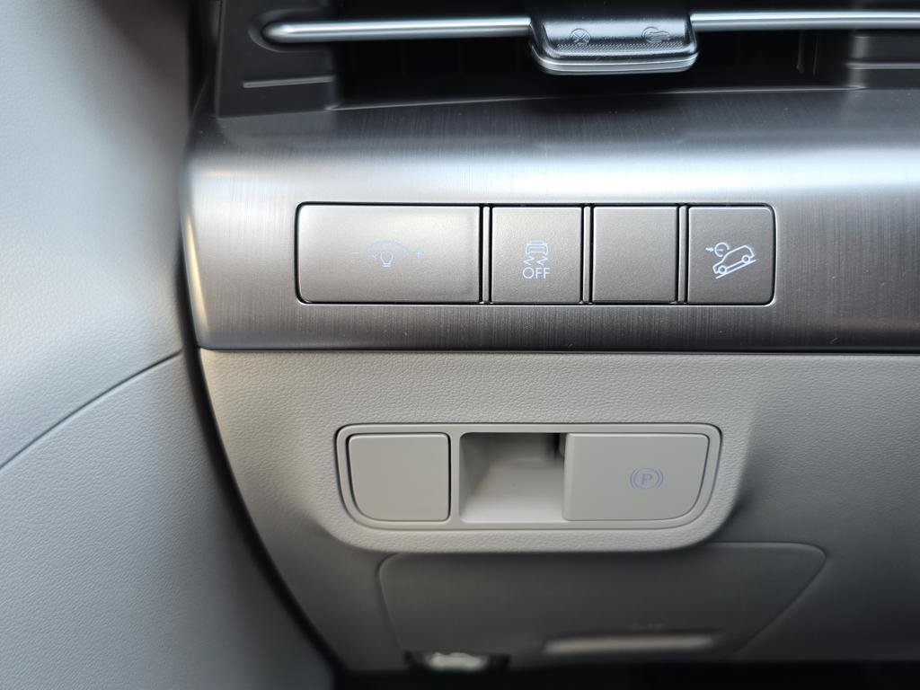 New 2026 Hyundai Kona SEL Sport AWD/4WD image 25