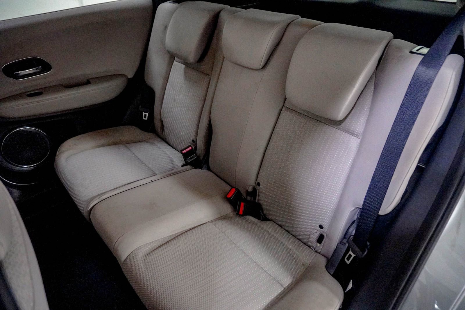 Used 2017 Honda HR-V EX image 35