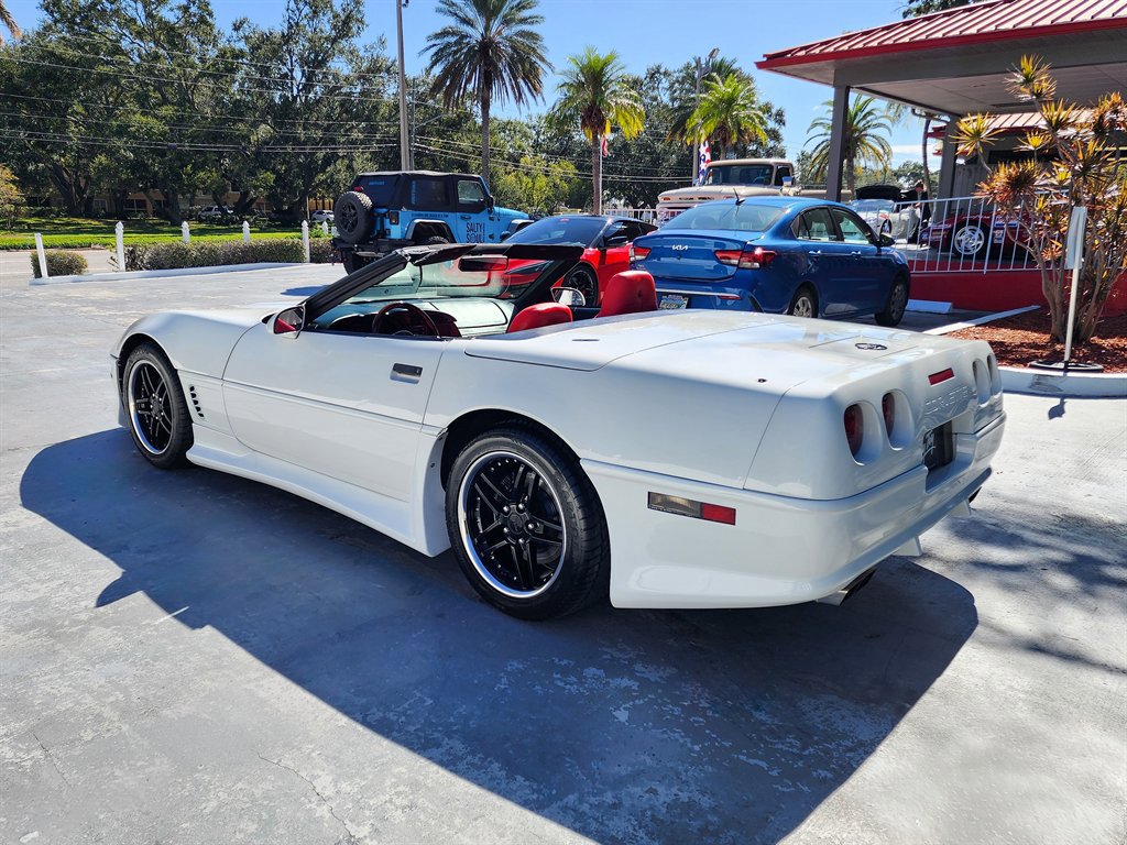 Used 1995 Chevrolet Corvette Convertible image 6