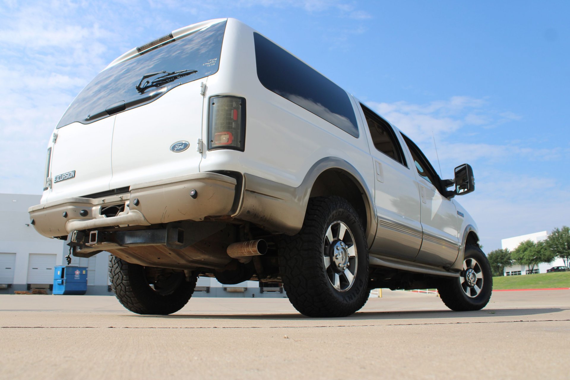 Used 2005 Ford Excursion Eddie Bauer RWD image 16