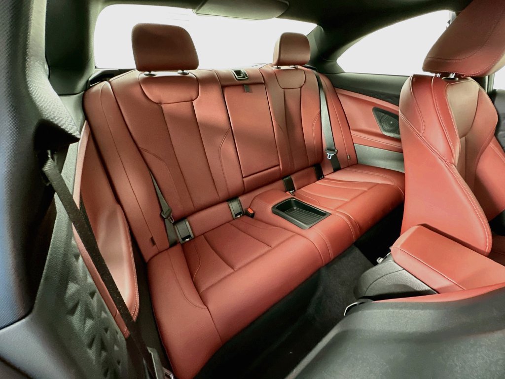 Used 2025 BMW 230i Coupe w/ M Sport Package RWD image 28