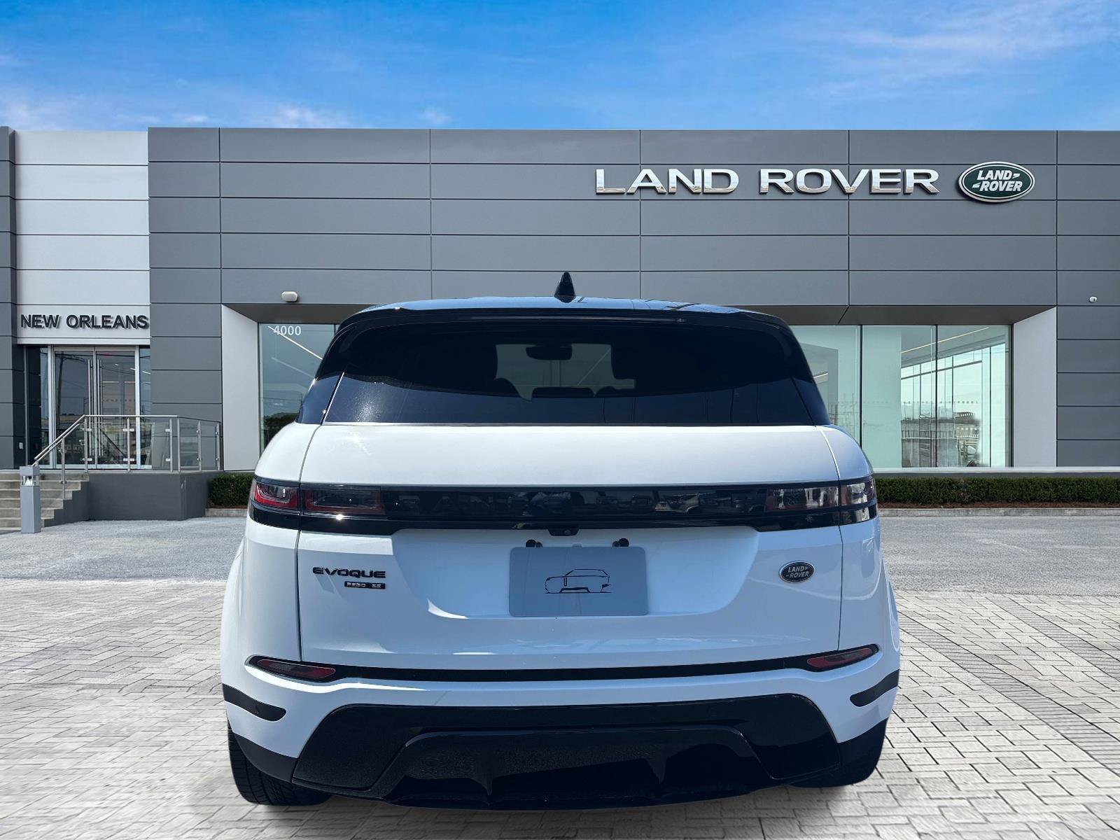 Used 2020 Land Rover Range Rover Evoque SE AWD/4WD image 6