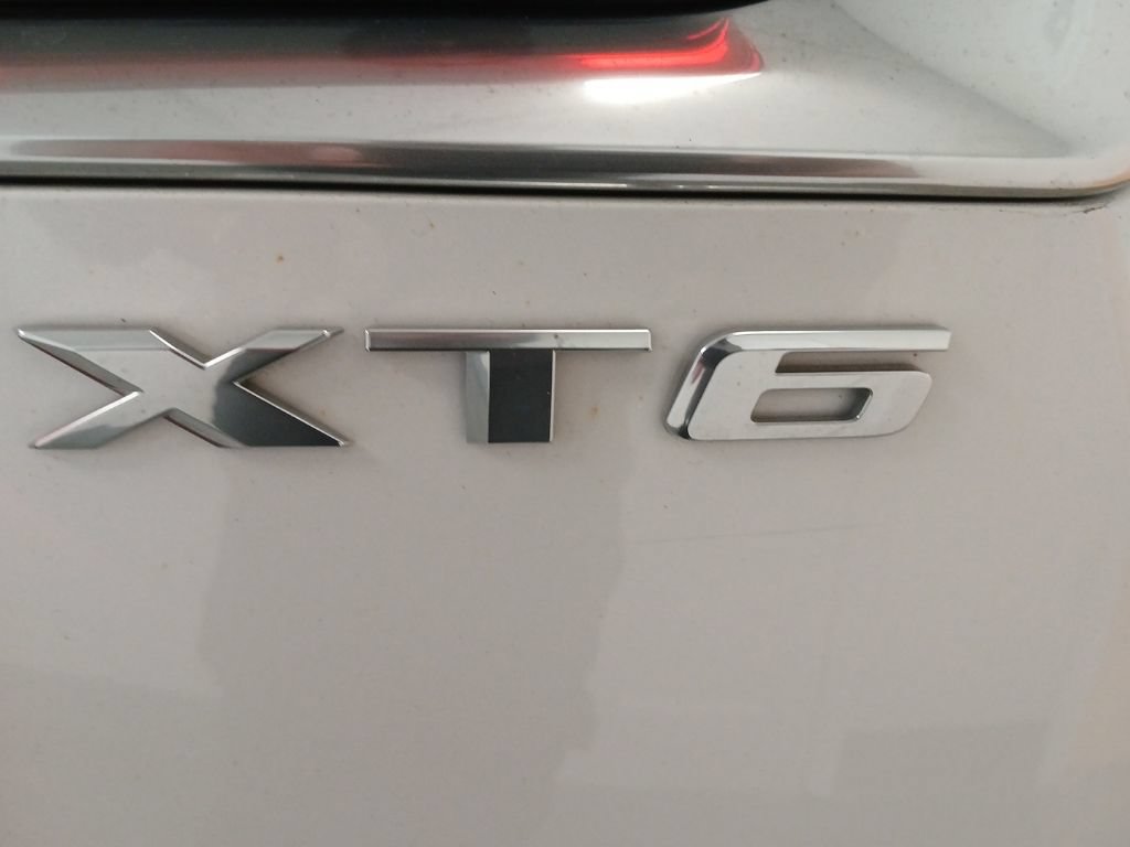 Used 2022 Cadillac XT6 Premium Luxury w/ Technology Package AWD/4WD image 27