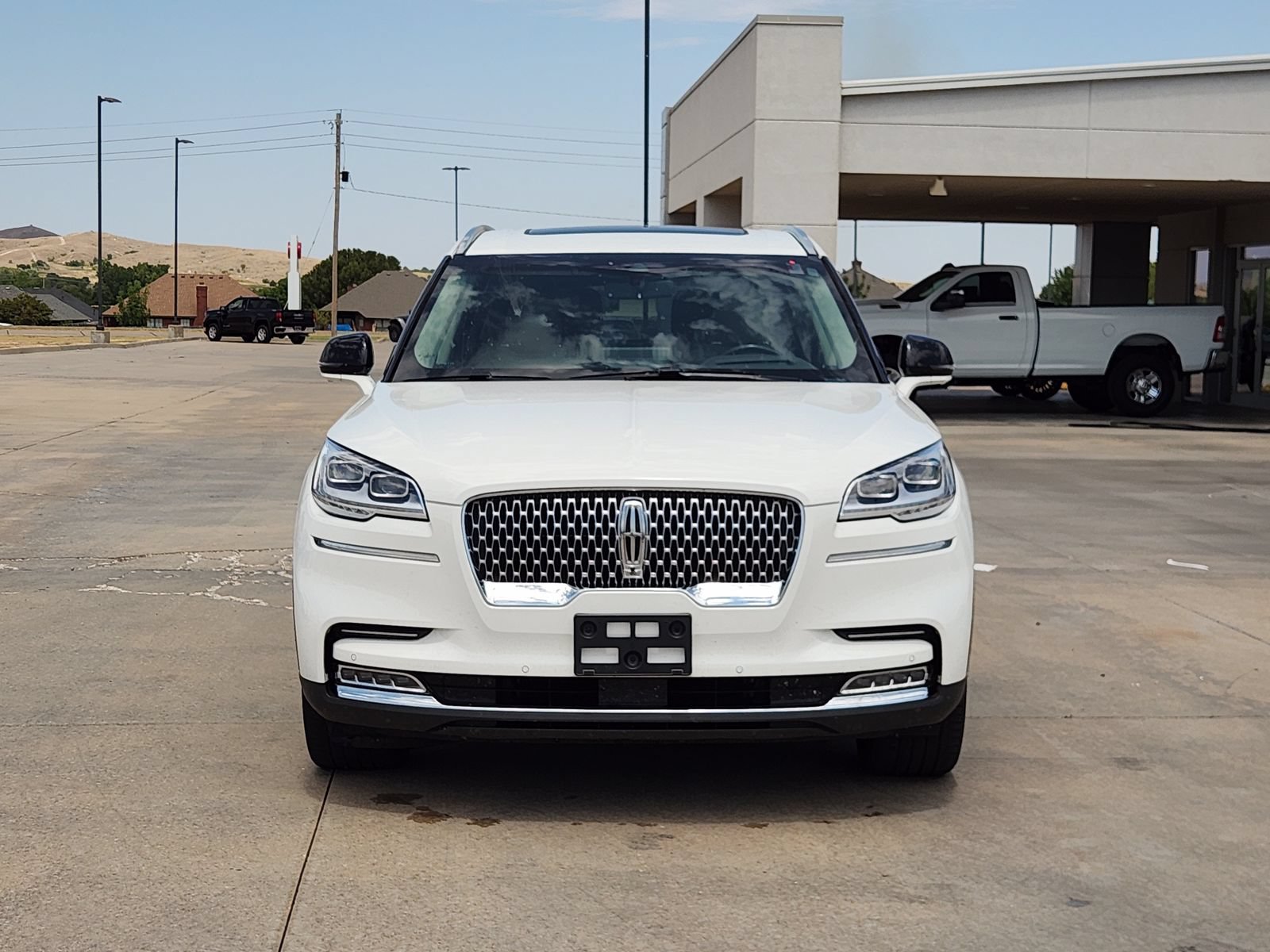 Used 2020 Lincoln Aviator Reserve w/ Equipment Group 202A AWD/4WD image 6