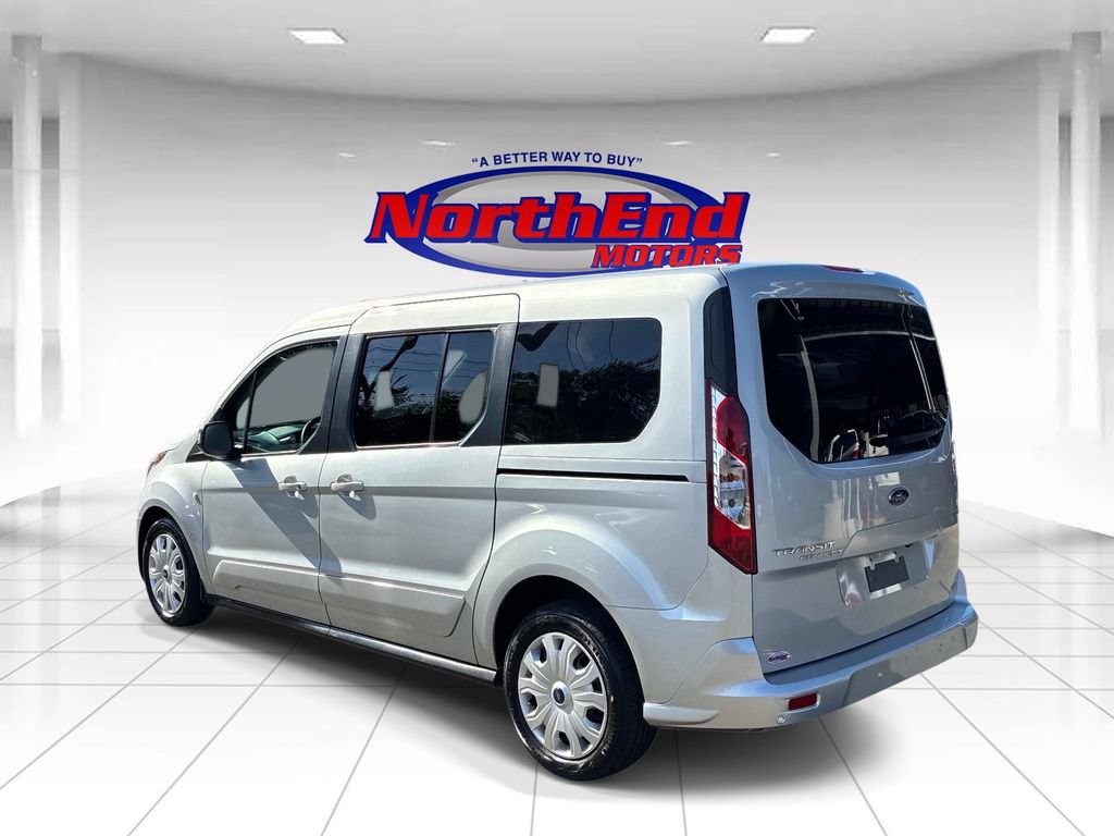 Used 2022 Ford Transit Connect XLT FWD image 5