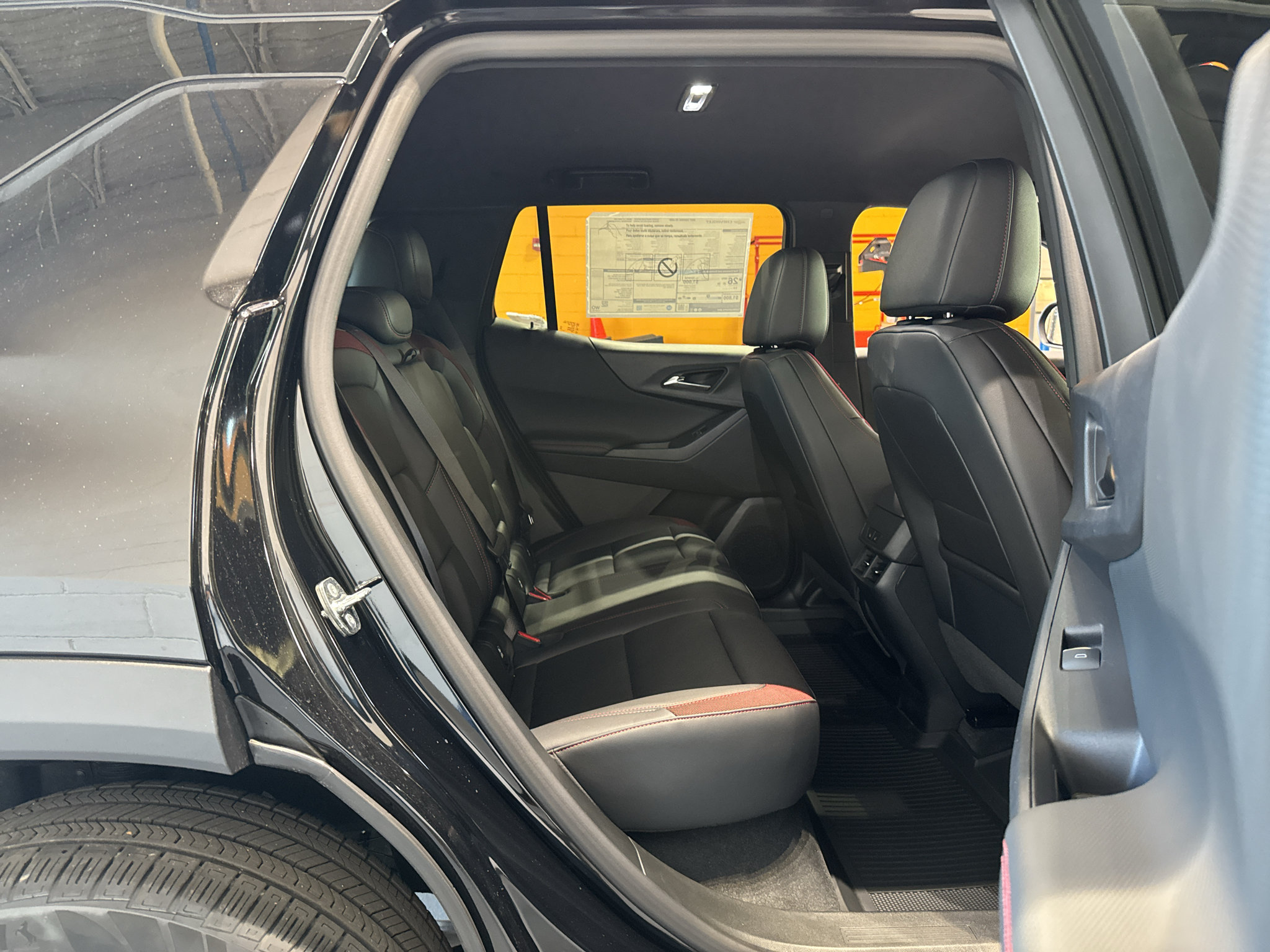 New 2027 Chevrolet Equinox RS w/ Convenience Package III AWD/4WD image 19
