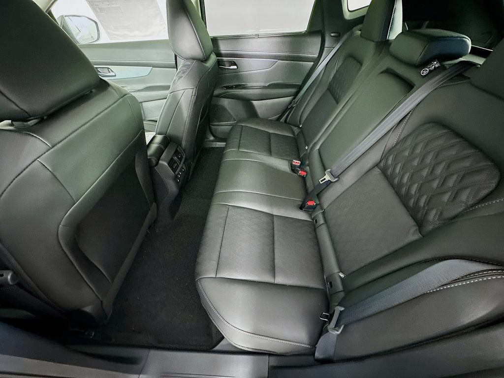 New 2026 Nissan Murano Platinum w/ Cargo Package AWD/4WD image 32