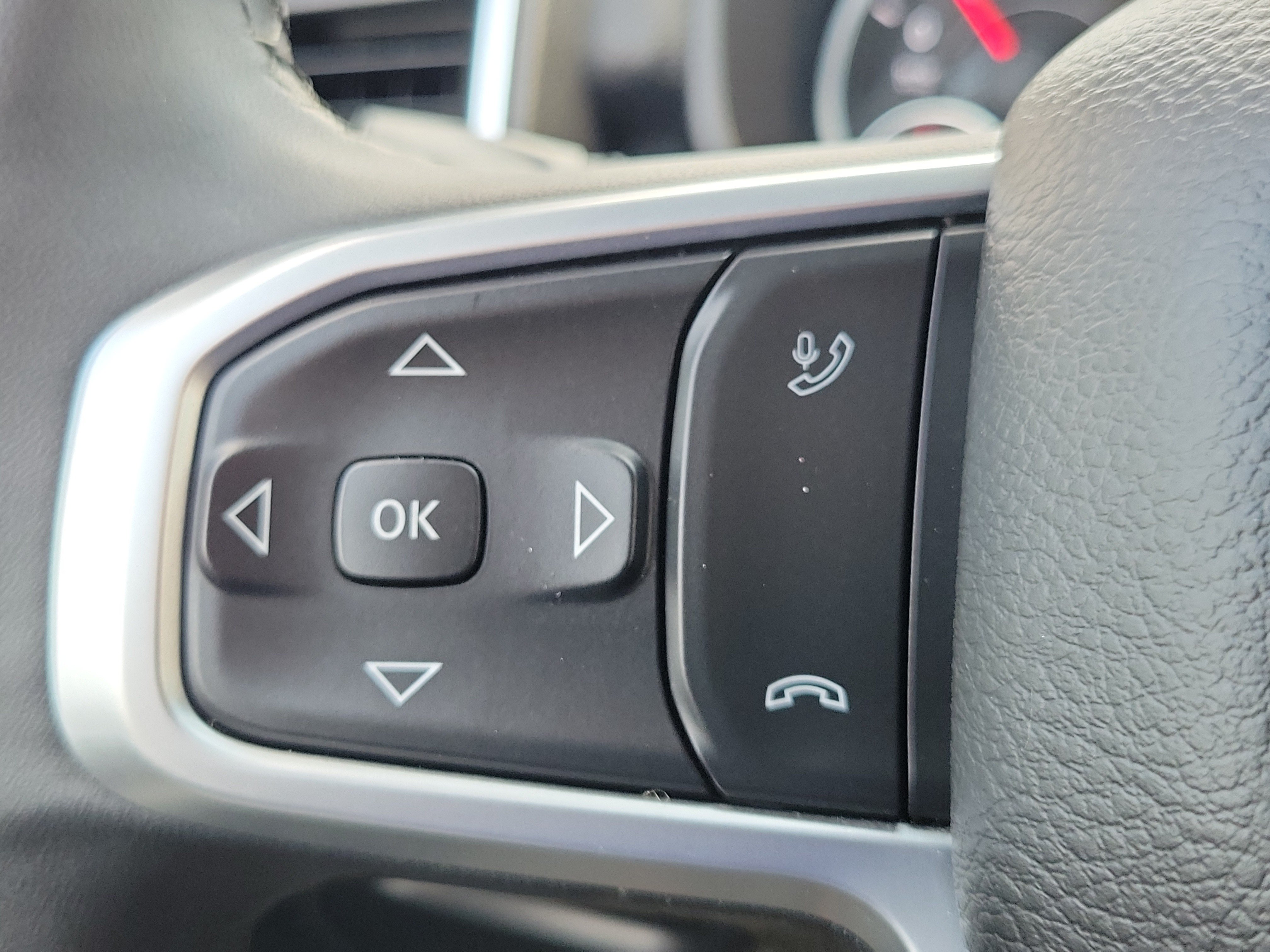 Used 2025 RAM 2500 Big Horn AWD/4WD image 17