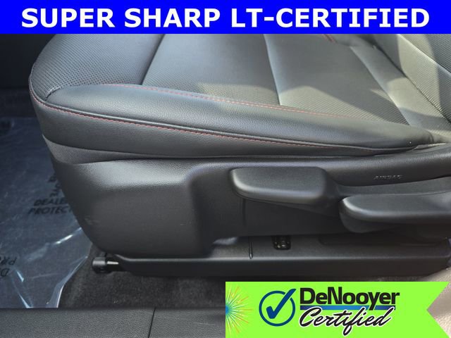 Used 2024 Chevrolet Trax RS w/ Sunroof Package image 25