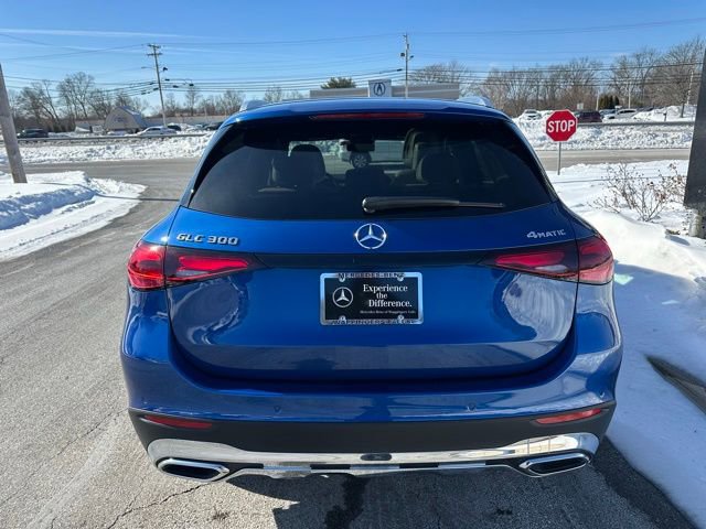Used 2026 Mercedes-Benz GLC 300 4MATIC image 4