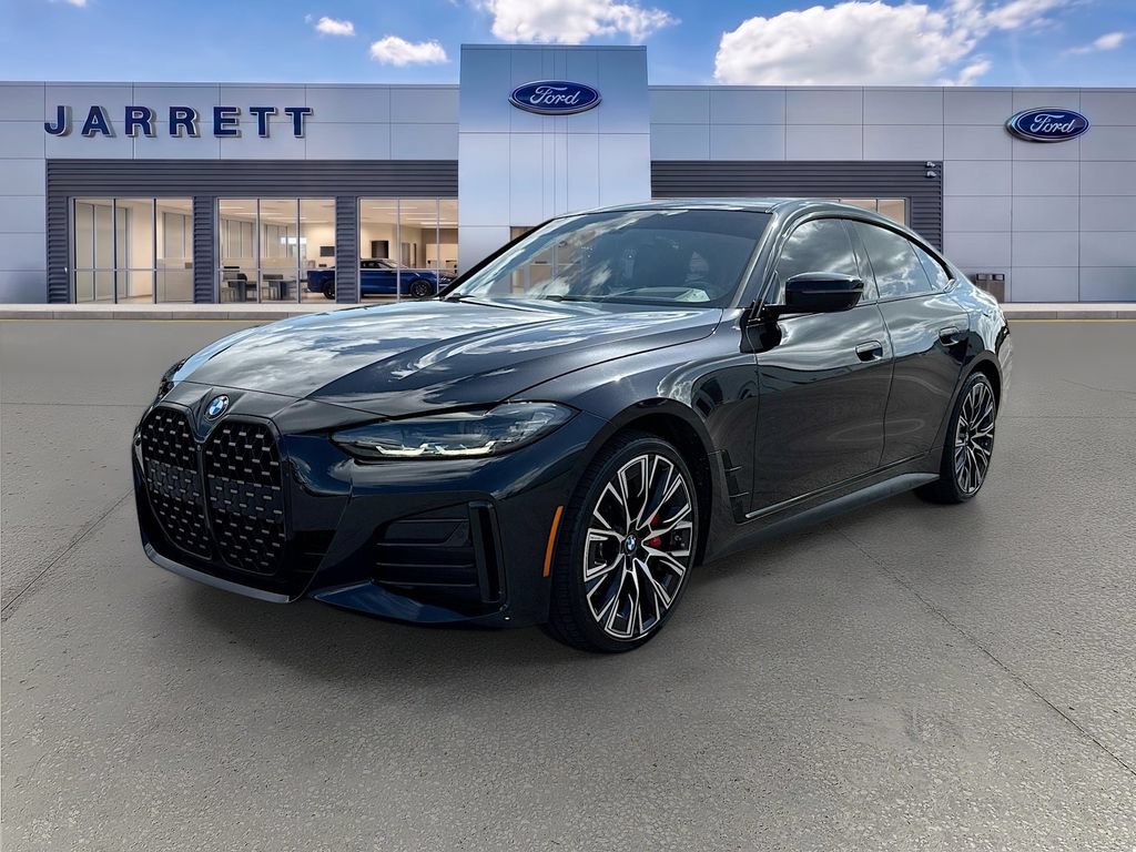 Used 2022 BMW 430i Gran Coupe w/ M Sport Package RWD image 3