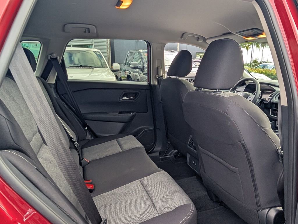 Certified 2026 Nissan Rogue SV w/ Cold Weather Package image 15