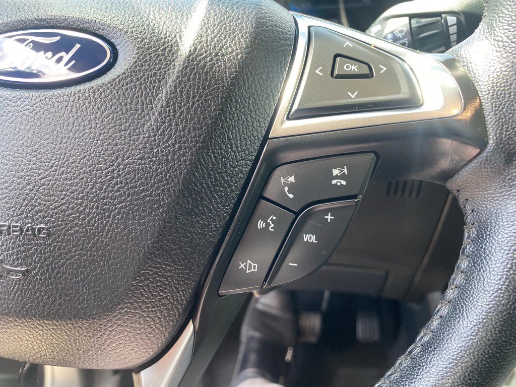 Used 2024 Ford Edge SEL image 26