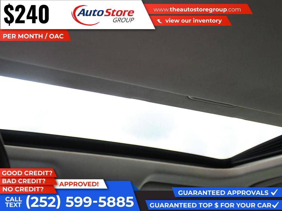 Used 2016 Chrysler 200 Limited w/ Anniversary Edition FWD image 12