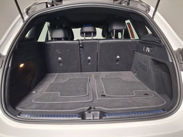 Used 2025 Mercedes-Benz GLC 43 AMG 4MATIC image 14