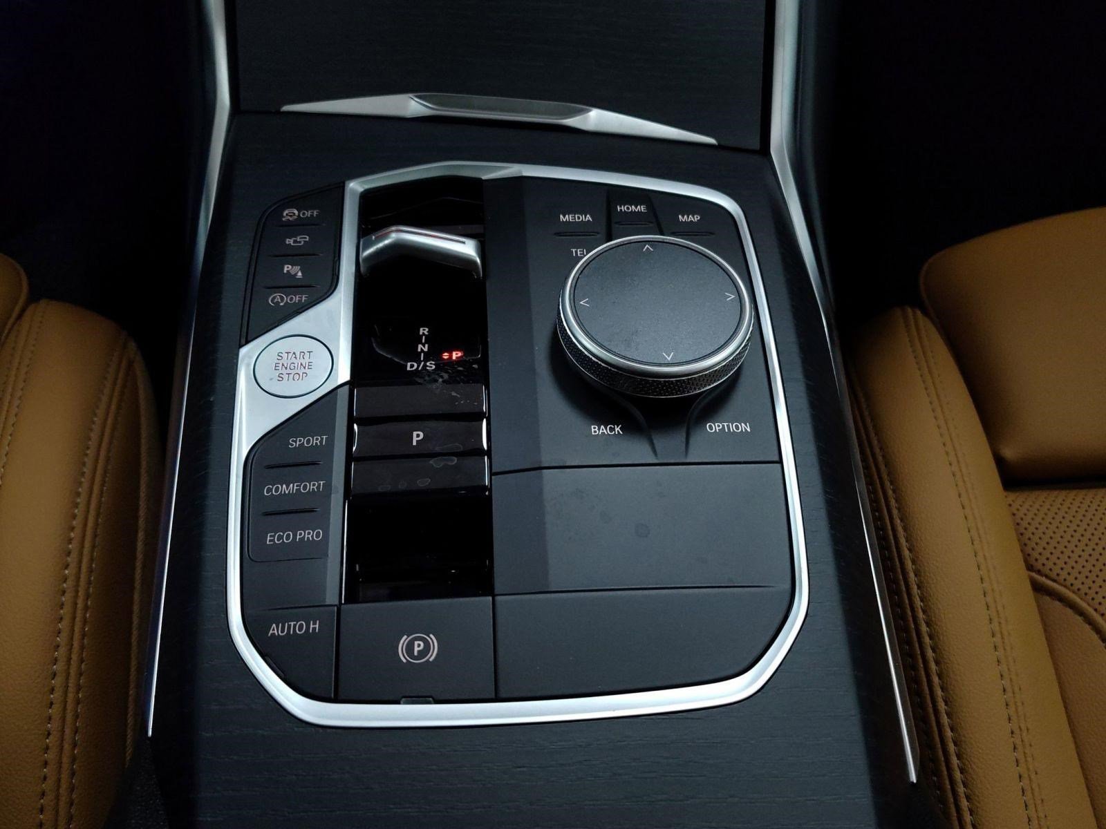 New 2026 BMW 330i xDrive Sedan w/ Premium Package image 16