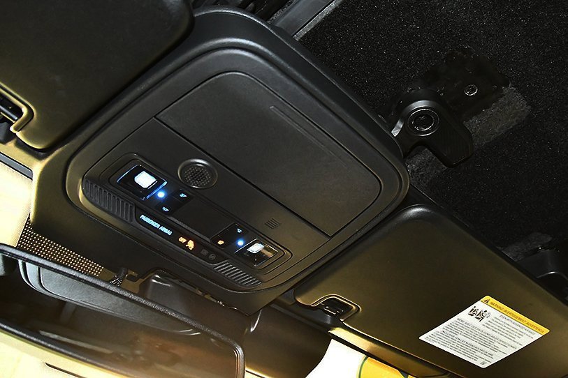 Used 2025 Ford Bronco Outer Banks image 27