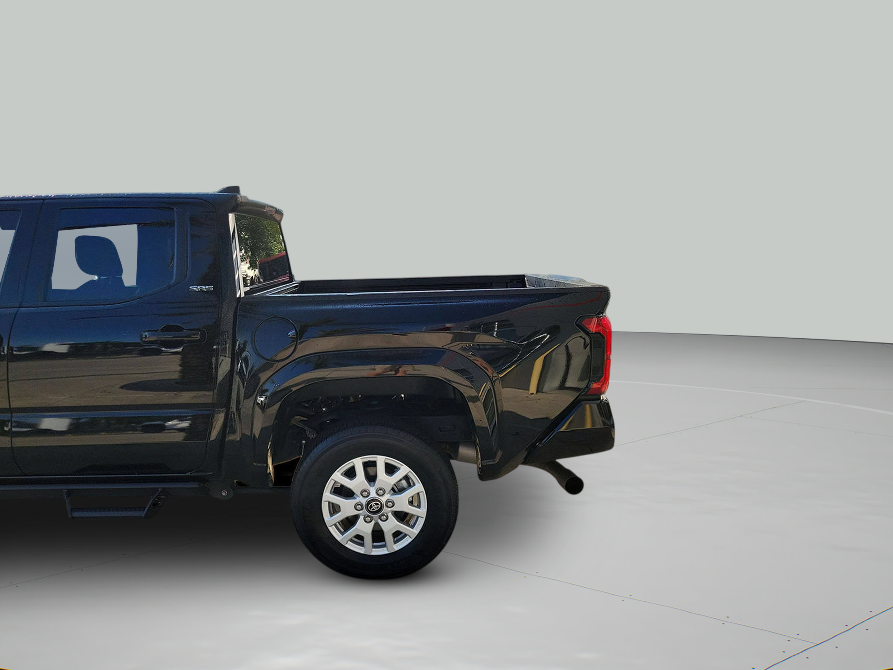 Certified 2025 Toyota Tacoma SR5 AWD/4WD image 33